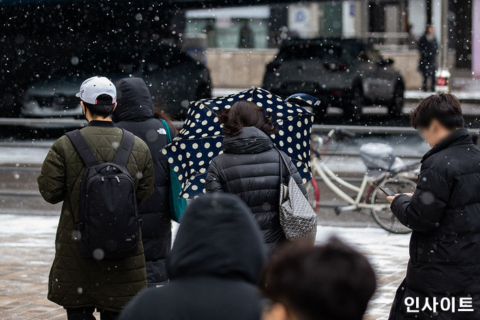 일요일인 내일(27일), 오늘보다 10도 더 떨어져...전국에 ‘서리’ 내린다