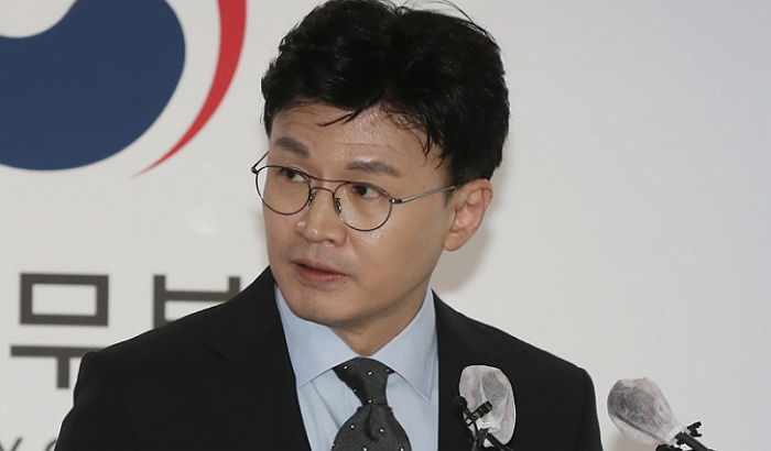 한국 거주하는 ‘중국인 10만명’이 가진 투표권, 박탈 추진된다