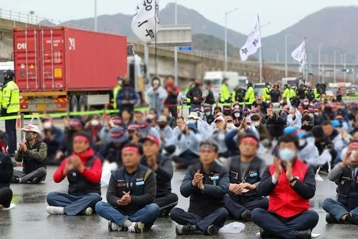 화물연대 총파업에 차량 탁송 ‘초보자’ 몰려...결국 신차가 사고차됐습니다