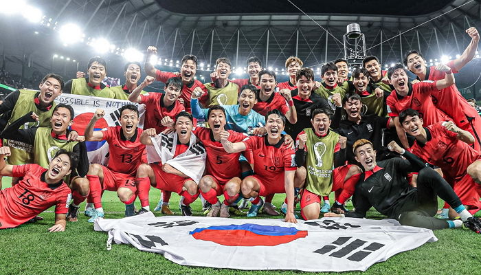 “한국 축구 너무 지루해서 걱정”...16강 진출한 벤투호 무시한 일본 매체