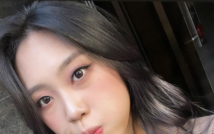 이영지가 SNS에 올린 ‘담배 셀카’...팬들 깜짝 놀라게 했다 (+영상)