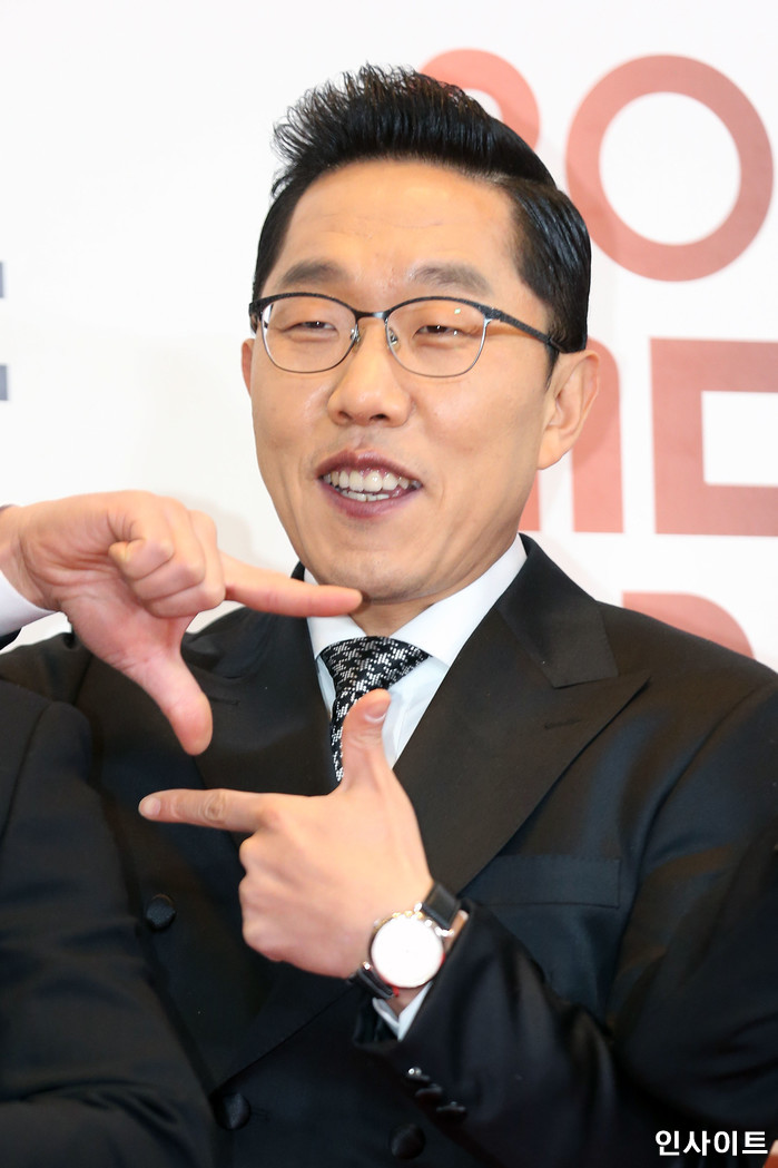 ‘고액 강연료 논란’ 김제동, KBS와 손 잡고 ‘이 방송’으로 복귀합니다