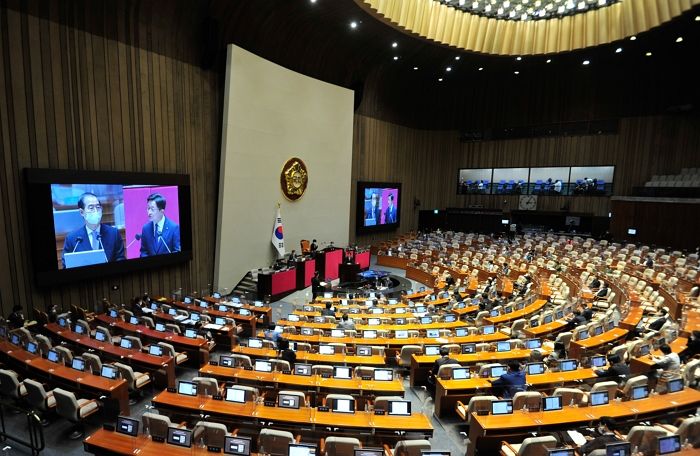 민주당 의원들이 ‘이런 결정’ 내려 벌어질 대참사...“내년 전기료 3배 오를 수도”