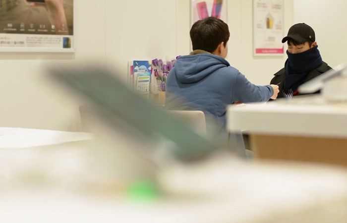 휴대폰 3대 이상 개통한 장애인 6천명...한 명에게 21대 개통시킨 ‘폰팔이’도 있다