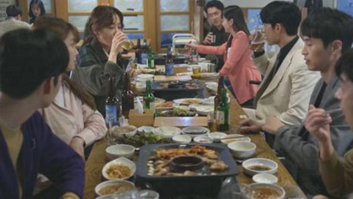 “고깃집서 60만원어치 먹는데, 3천원짜리 찌개 서비스도 없어” 글에 누리꾼들 반응 터졌다