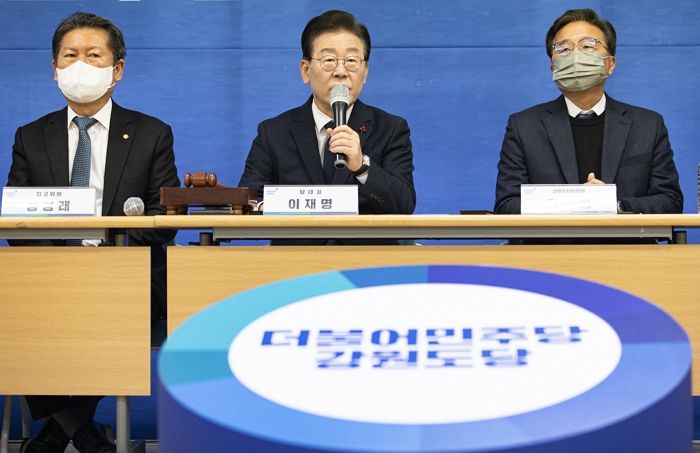 “검찰소환 언제 응할거냐” 질문 세례 받은 이재명 대표가 한 말