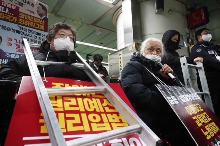 오세훈 서울시장이 전장연 시위 재개에 분노해 날린 묵직한 경고
