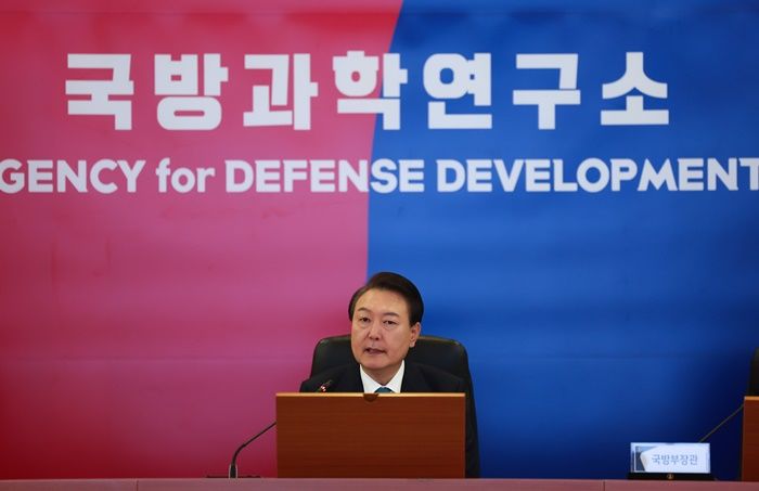 윤석열 대통령 “北 무인기 위협, 혹독한 대가 따른다는 사실 깨닫게 해야”