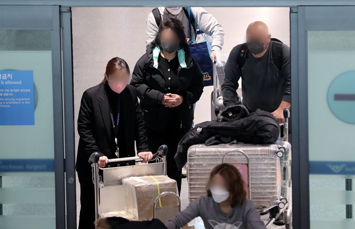 중국 코로나 확진자 폭증...尹 정부, 중국인 입국 문제 ‘특단조치’ 내놨다