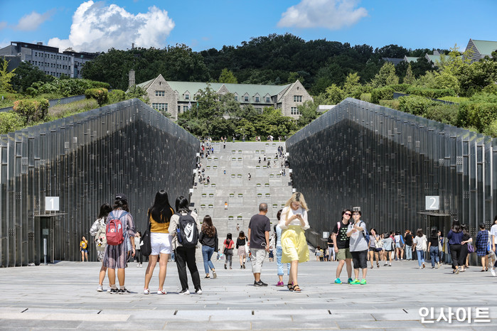 “이화여대 사라져야”...목동 학원장, ‘헌법 소원’ 제기 선언