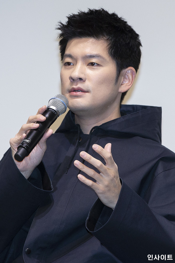 아이유♥이종석 열애 인정 후 ‘장기하 인스타’에 몰려간 악플러들