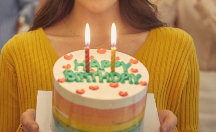 친구가 배고파서 먹었다며 한 조각 사라진 생일케이크를 준다면? “서운해vs이해해”