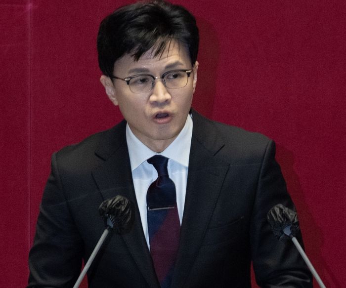 한동훈 “정치인 뒷배로 기업인 행세하는 조폭 범죄 뿌리 뽑겠다” 엄중 경고