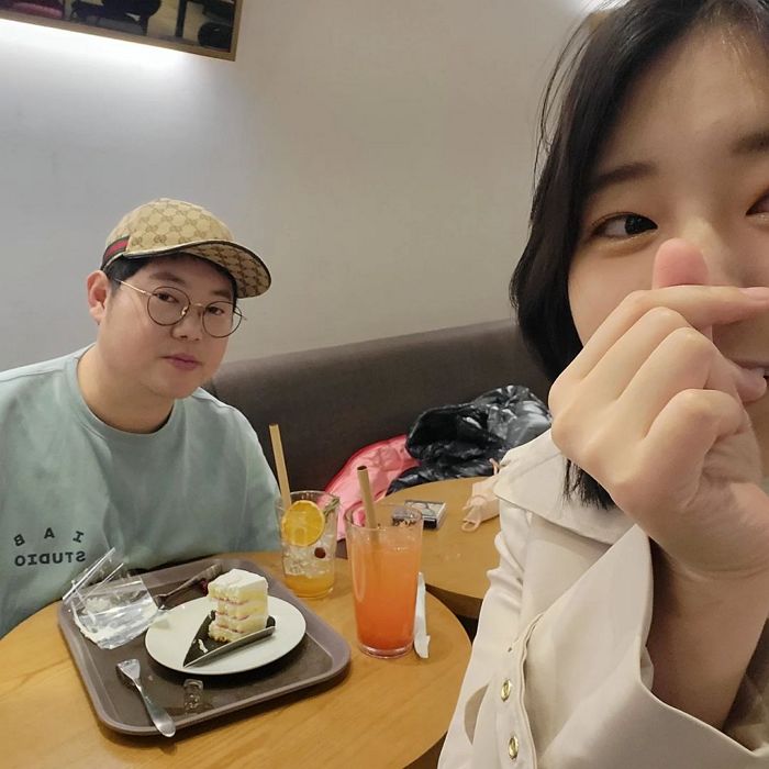 여자친구 뚜밥 생일 선물로 수백만원짜리 ‘에르메스 명품백’ 선물한 감스트