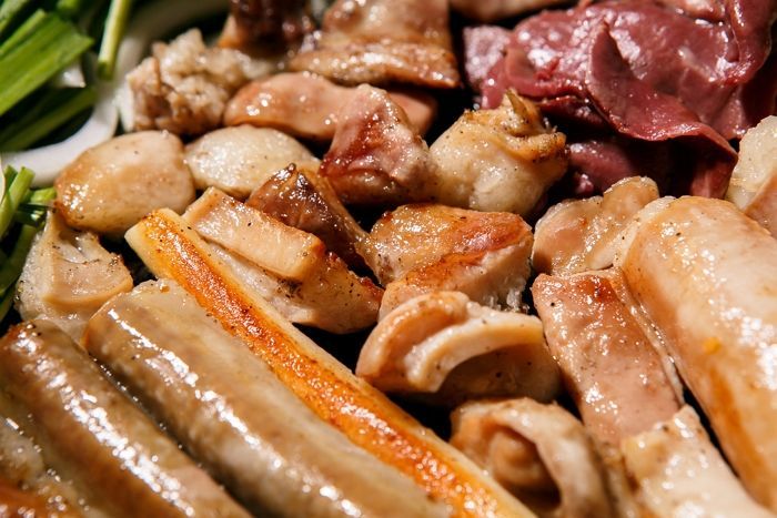 서울대 의대 출신 ‘기생충 박사’가 곱창집에서 절대 먹지 말라고 경고한 음식 (+정체)