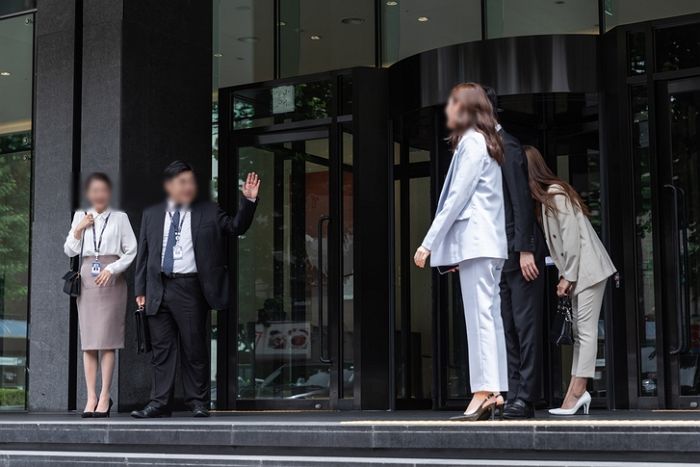 “이제 여자도 남자처럼”... 제주시, 68년 만에 여성 공무원도 숙직 근무 배치