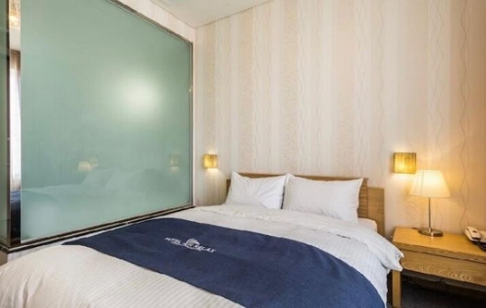 한국 가면 중국인들 수용소 가둔다는 루머에 ‘초호화 격리 시설’ 공개한 대한민국 정부