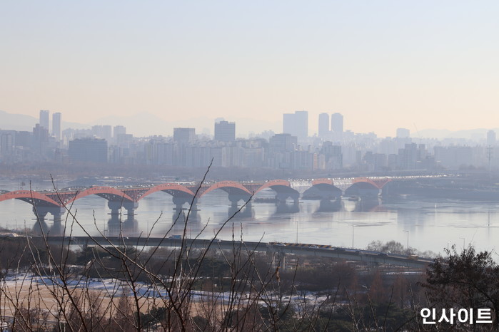 “미세먼지로 해마다 서울 시민 1만명 넘게 조기 사망”