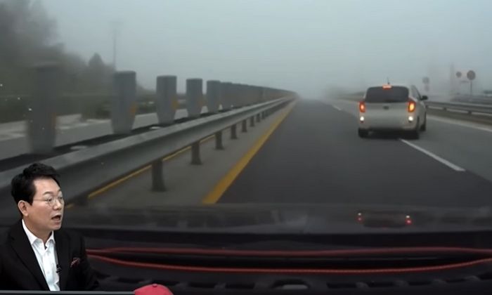 휴게소 지나쳤다고 고속도로서 후진한 모닝 운전자 (ft. 또문철 또전드)