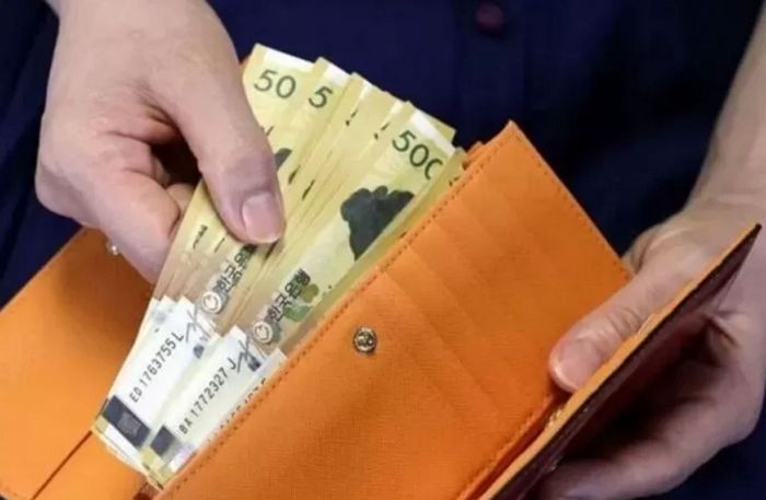 직장인 2000명이 정해준 설 명절 초중고생 조카들 ‘용돈 기준표’