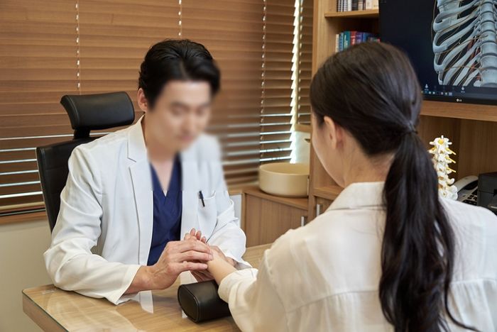 한의원 찾아온 여자 손님이 침 맞다가 ‘방귀·트림’ 끼면 한의사들이 속으로 만세 부르는 이유