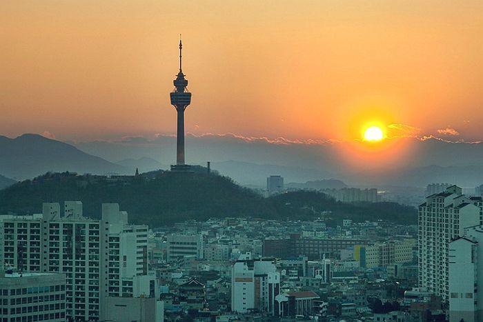 50년 뒤 대한민국, 개발도상국의 가난한 노인된 MZ세대에게 ‘지옥’ 된다 (+이유)