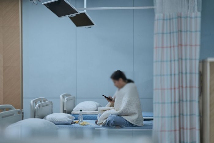 호르몬 치료만 받은 여성 트랜스젠더, ‘여성 병실’ 입원 실패하자 인권위에 진정