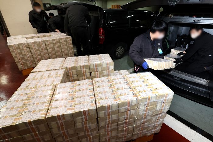 “경기도 어려운데...” 정부, 작년에 세금 52조원 더 걷었다