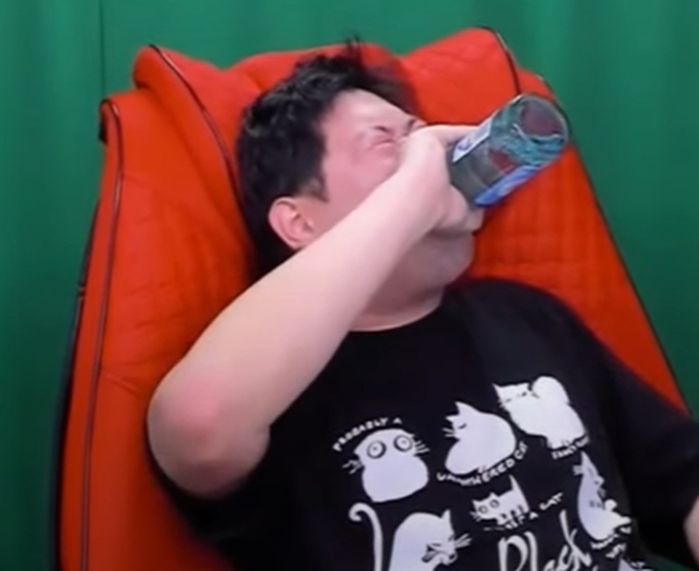 “그만 악플 날려라!”...어제자 방송 중 찐으로 오열한 감스트 (+영상)