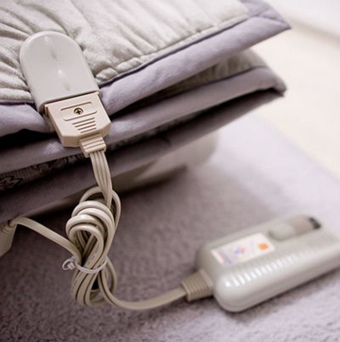 “난방비 아끼려 롱패딩 입고 덜덜 떨면서 잤어요”...기초생활 수급자의 눈물