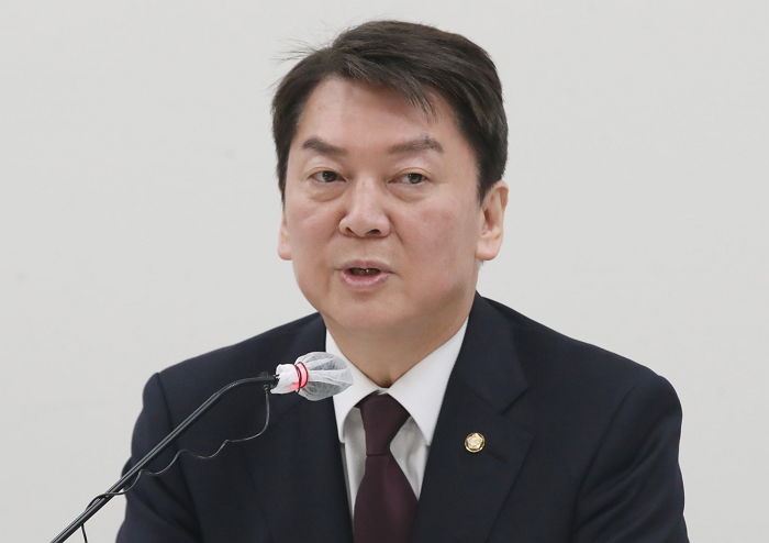 국힘 전당대회 지지율 1위 안철수...대통령실 “안철수, 윤심 아냐”