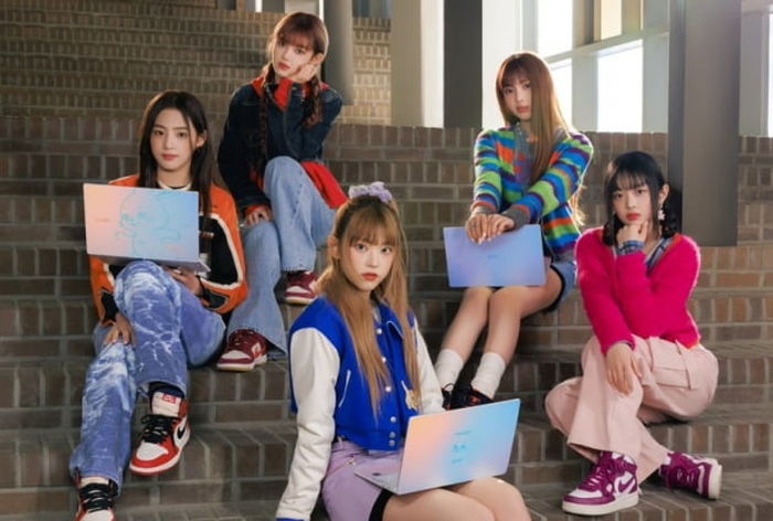 6분 만에 완판된 ‘뉴진스 노트북’...중고나라에 올라온 충격적인 되팔이 가격