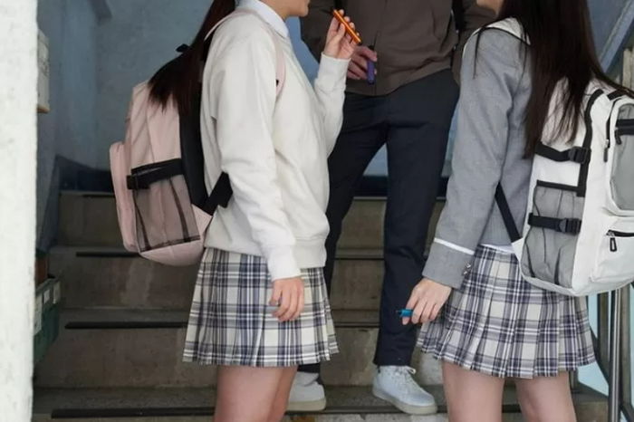 “아예 미성년자 성관계를 불법으로 만드세요”...여가부 ‘룸카페 단속’에 열받은 어느 시민의 일침