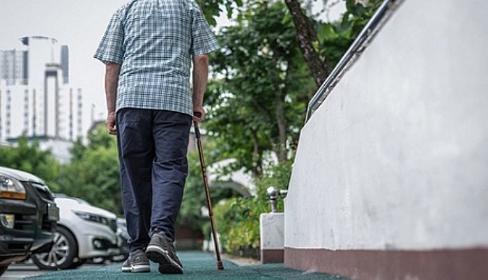 춘천서 6살 손녀 친구 5년간 성착취 혐의 할아버지, 징역 18년→무죄