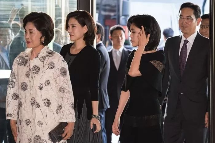 상속세 2조 4천억 분납중...삼성家 이서현, 삼성SDS 지분 전량 매각