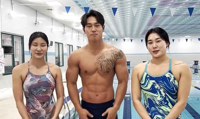 ‘피지컬 100’ 윤성빈도 순식간에 ‘어좁이’로 만드는 여자 수영선수의 피지컬 위엄 (영상)