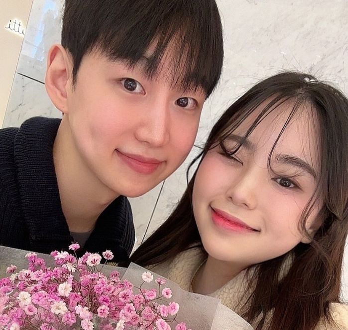 영상 5개월째 업로드 없어 ‘결별설’ 돌았던 커플유튜버...놀라운 근황 전해졌다