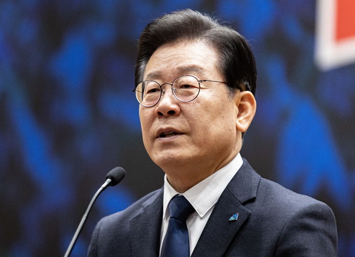 검찰 “성남FC, 직원 시켜 이재명 대선 경선 권리당원 모집했다”