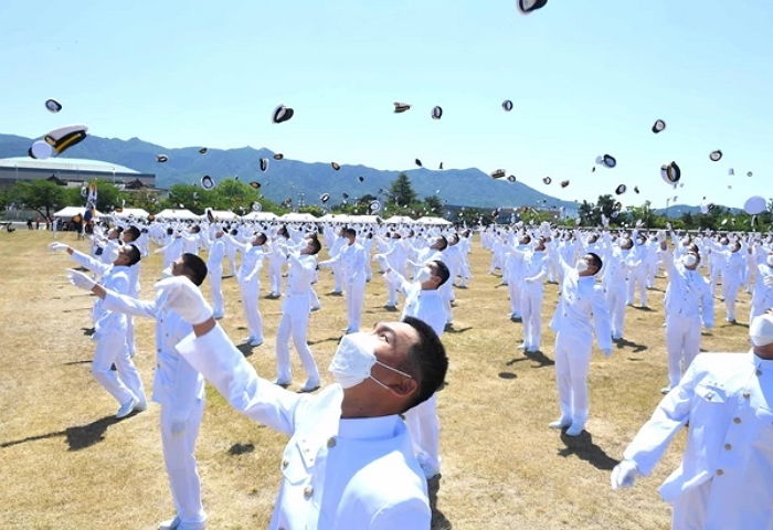 “병장보다 못한 대우 받는다”...해군 하사가 직접 공개한 급여명세서