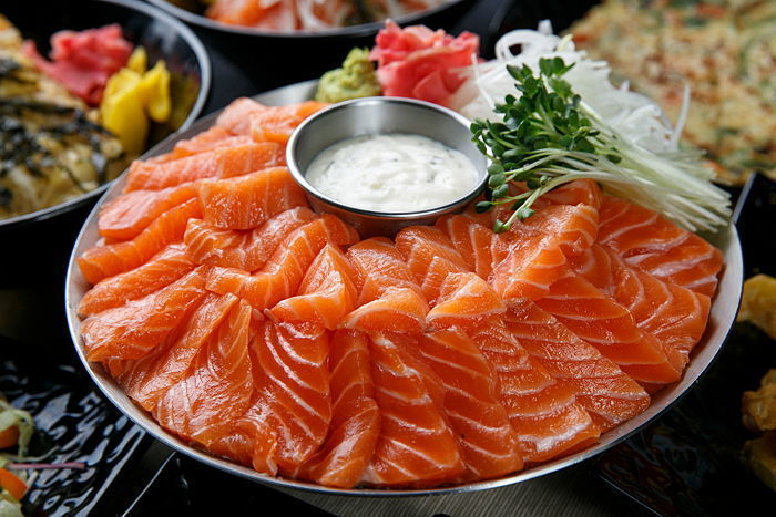 연어 싼값에 실컷 먹을 수 있는 ‘대량 양식 기술’ 확보...“3년 뒤 국내서 대량 생산”