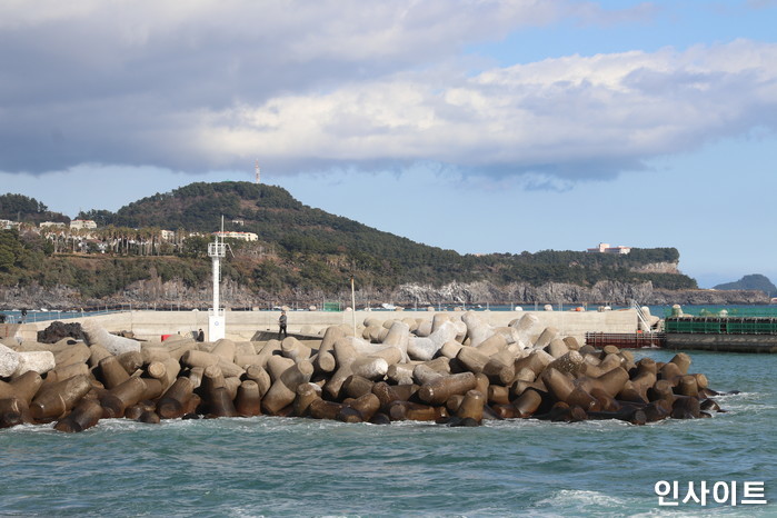 서귀포 실종 40대 남성, 3주 만에 테트라포드에서 숨진 채 발견