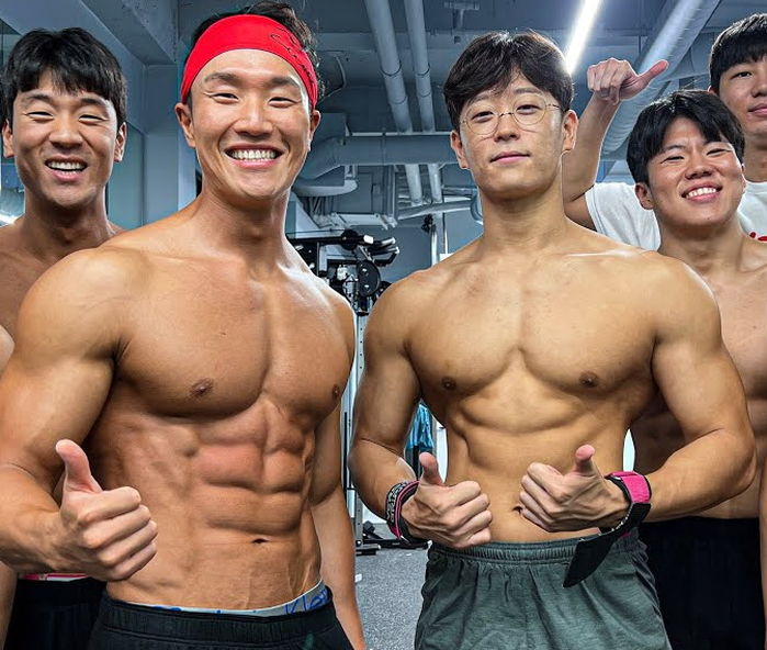 ‘장애인 학폭’ 논란 터진 지기의 절친 유튜버 까로 채널의 심각한 ‘댓글’ 상황