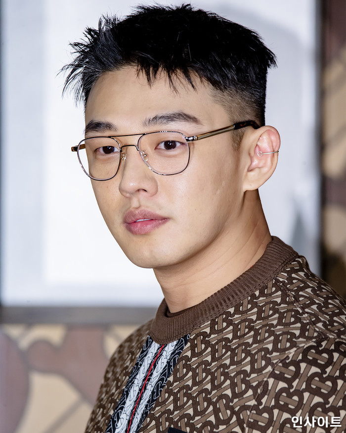 유아인 마약 논란으로 ‘공개 무산’ 위기 놓인 드라마 ‘종말의 바보’...함께 출연한 조연 배우의 한숨