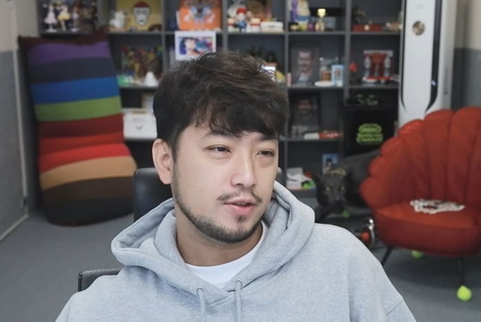 방송 대박내던 침착맨, 팬들 걱정시킨 ‘중대 발표’했다