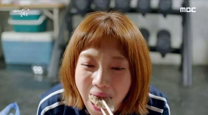 “날씨 풀려 외출하기 딱 좋은 봄 왔는데 이유 없이 우울한 거 저 뿐인가요?”