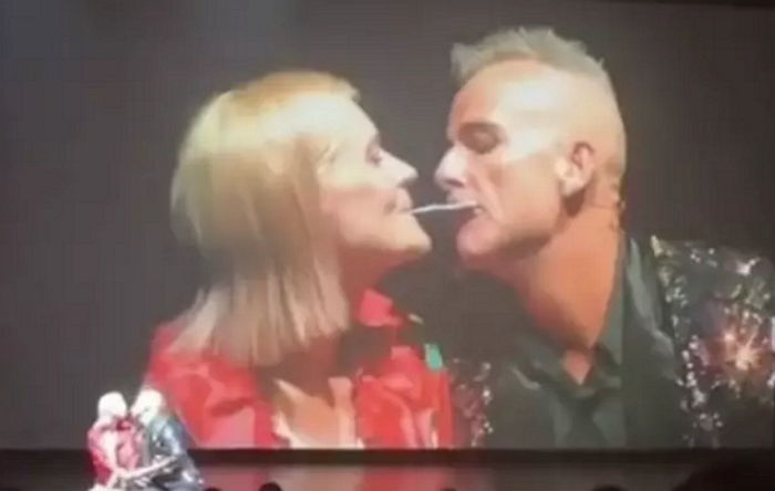 마술사가 아내 무대로 불러 ‘뽀뽀 퍼포먼스’ 하자 분노 조절 못하고 폭행한 철부지 남편 (영상)