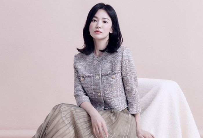 ‘더 글로리’ 올블랙 착장 벗고 리즈 비주얼 경신한 송혜교