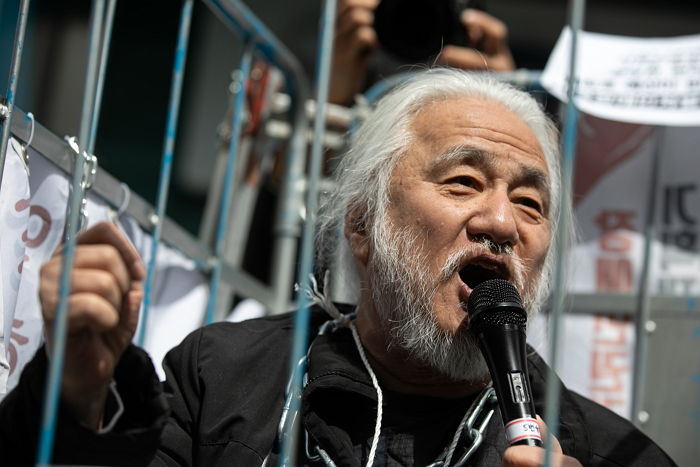 아침 지하철 타는 직장인+학생들 비상...전장연, ‘시위’ 재개 선언