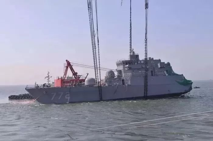 오늘(26일), ‘천안함 피격사건’ 생존 장병들 13년 만에 ‘상이기장’ 받았다