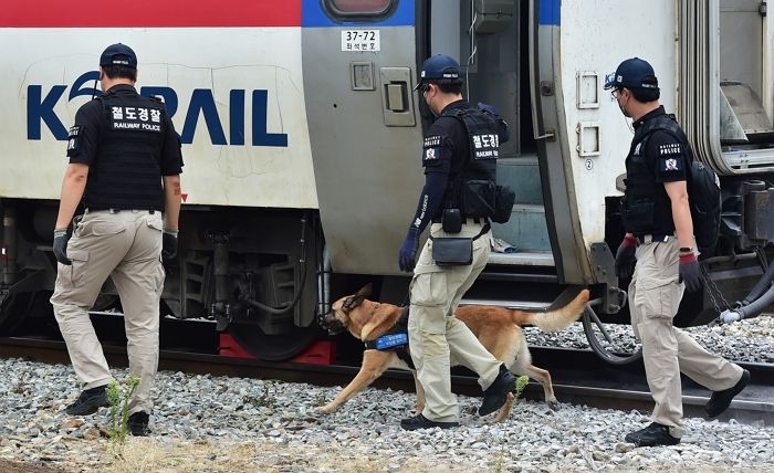 철도경찰, 남녀 기준 통일 검토 중...여경 ‘체력시험’ 이제 안 봐준다
